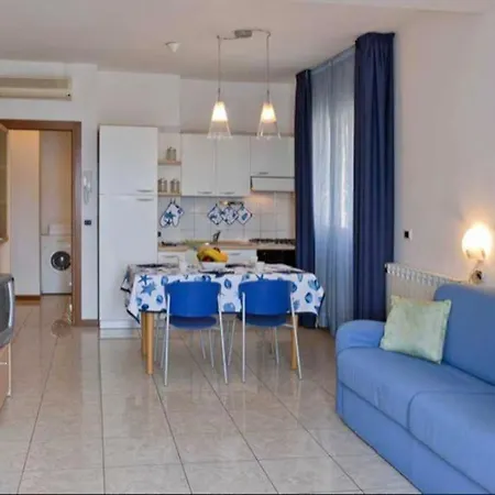 Piazza Principale Angolo Con Il Lungomare Appartement Chioggia